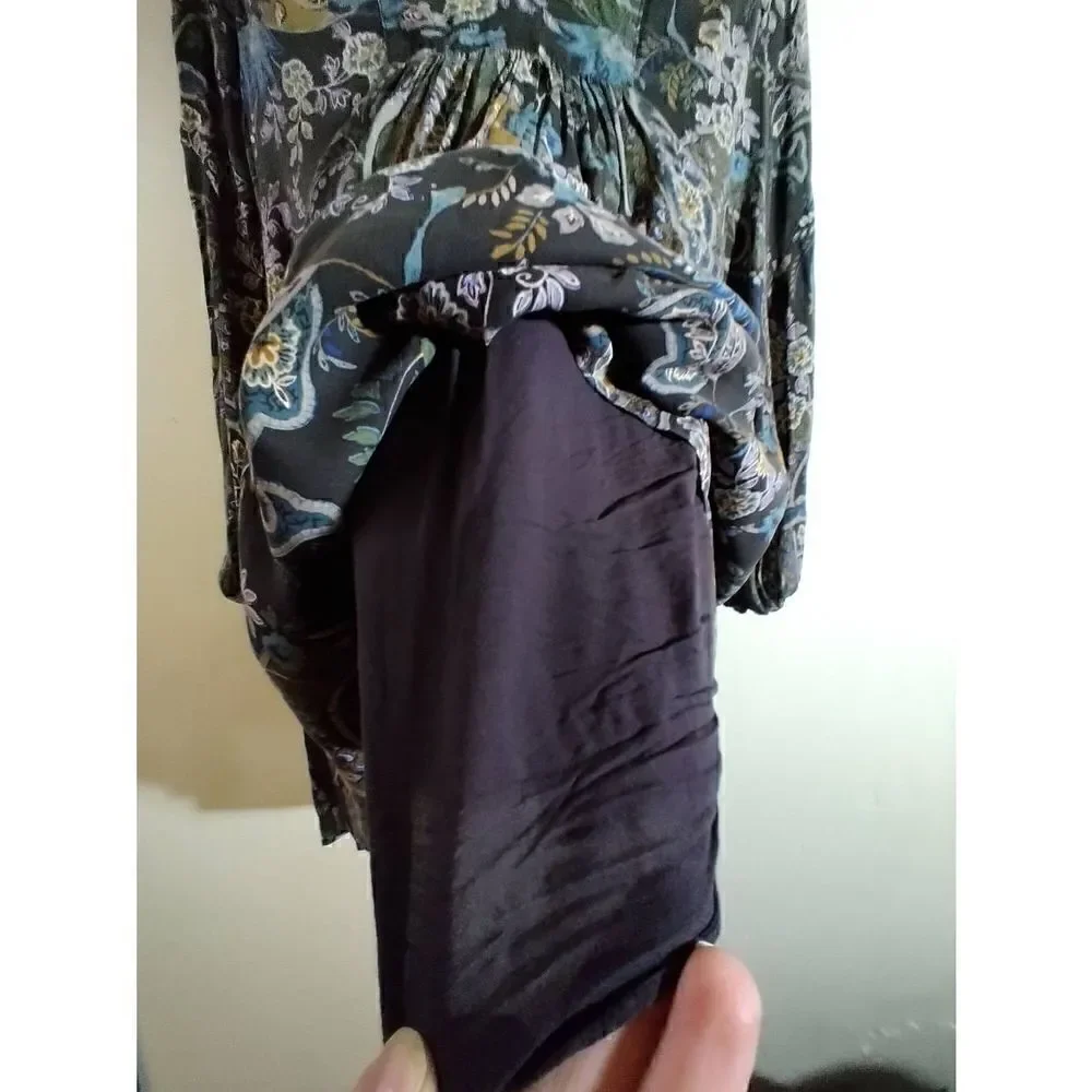 Free People Flowy XS Mini Dress Deep V Neck Tunic Paisley Print Grey Blue